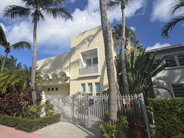 Lunamar Lofts at Lincoln  photo 2